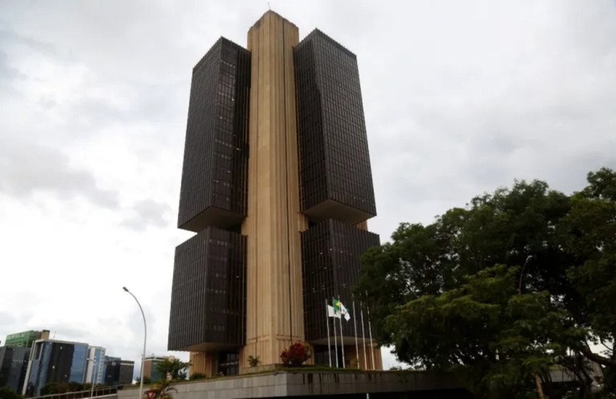 BC reduz taxa de juros a 13,75% ao ano