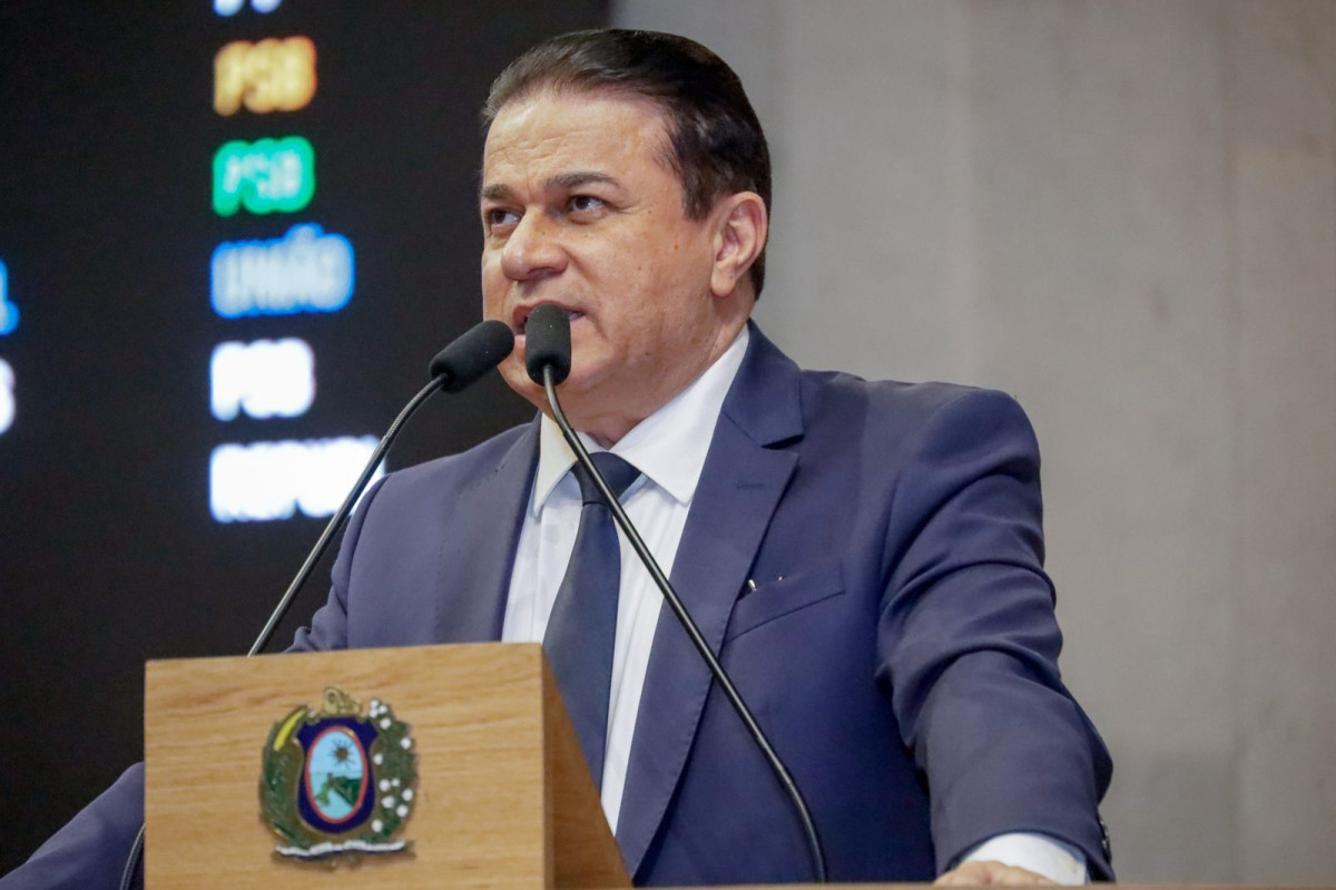 Adalto Santos defende reunião da Federação União Progressista para definir nome ao Senado na chapa de Raquel Lyra
