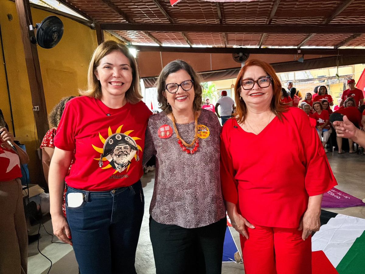 Em Olinda, Teresa Leitão reforça candidaturas de Ivete Caetano e Liana Cirne