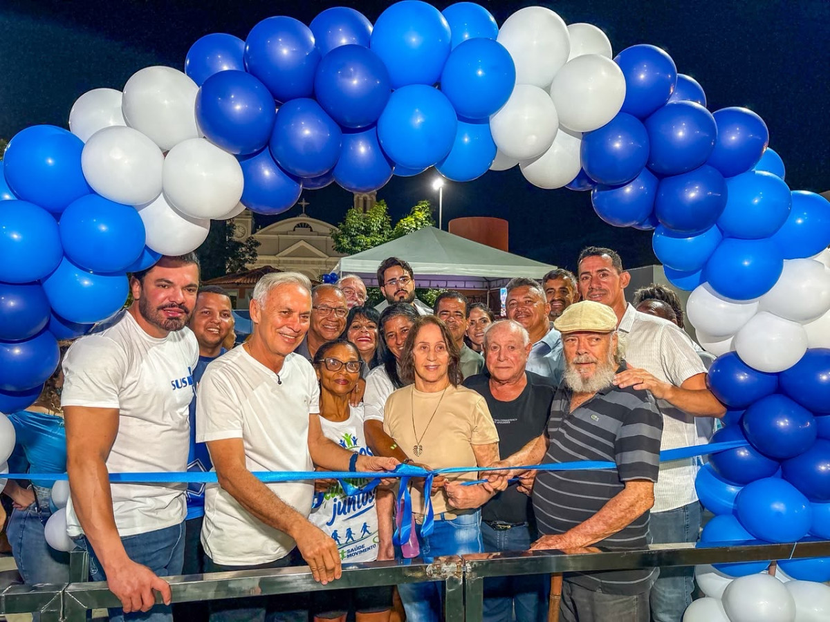 Vitória inaugura Academia Movimenta Vitória e assina ordem de serviço para hospital