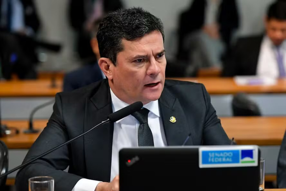 Moro diz que classificação de facções como terroristas é positiva, mas cobra ações internas contra o crime organizado