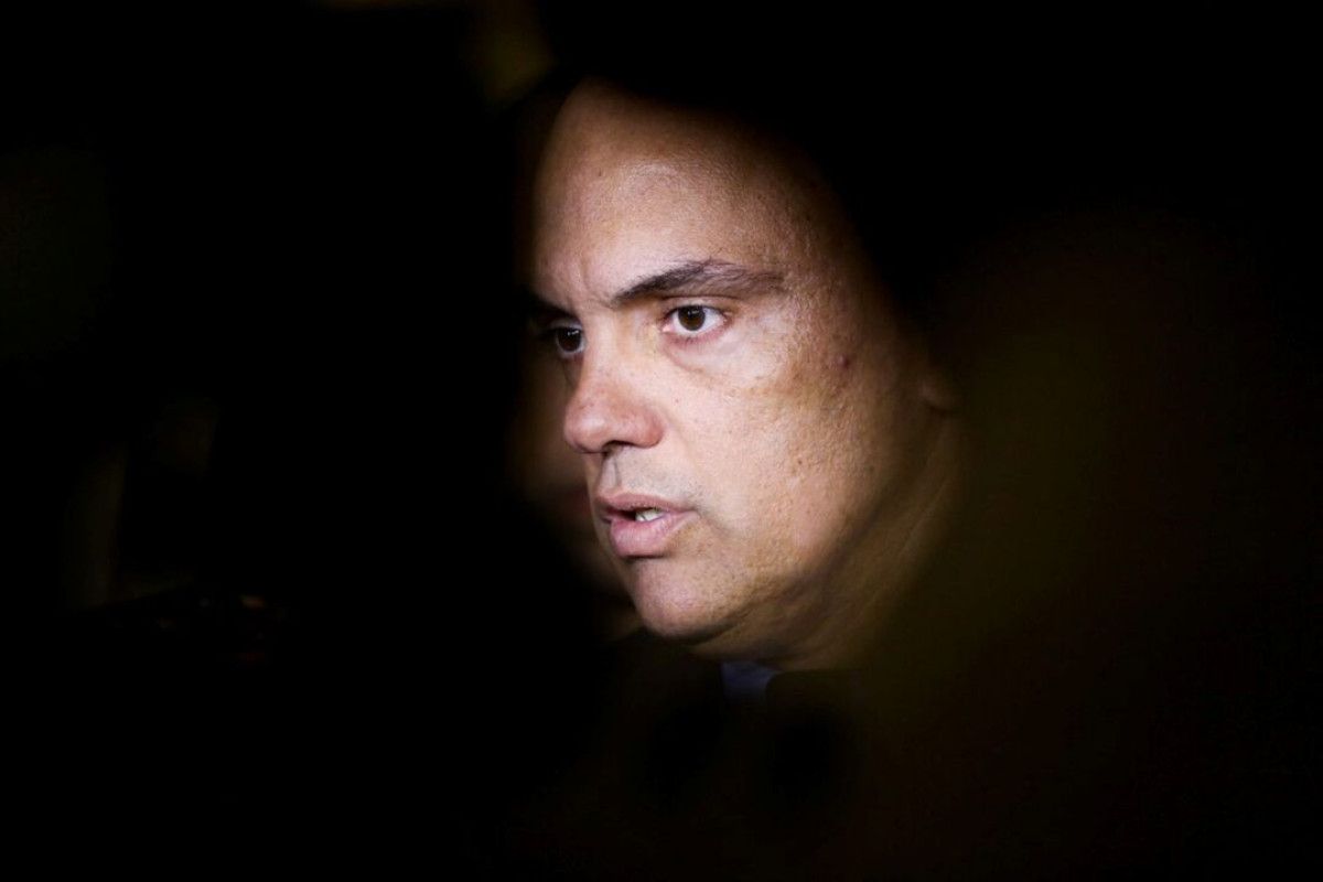 Moraes alega monitoramento ilegal e acusa André Mendonça de agir politicamente