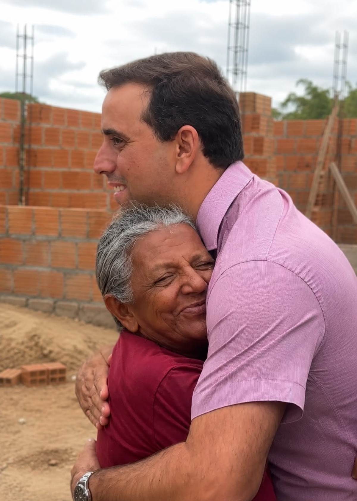 Força política de Túlio Monteiro transforma habitação em Buíque e beneficia mais de 300 famílias