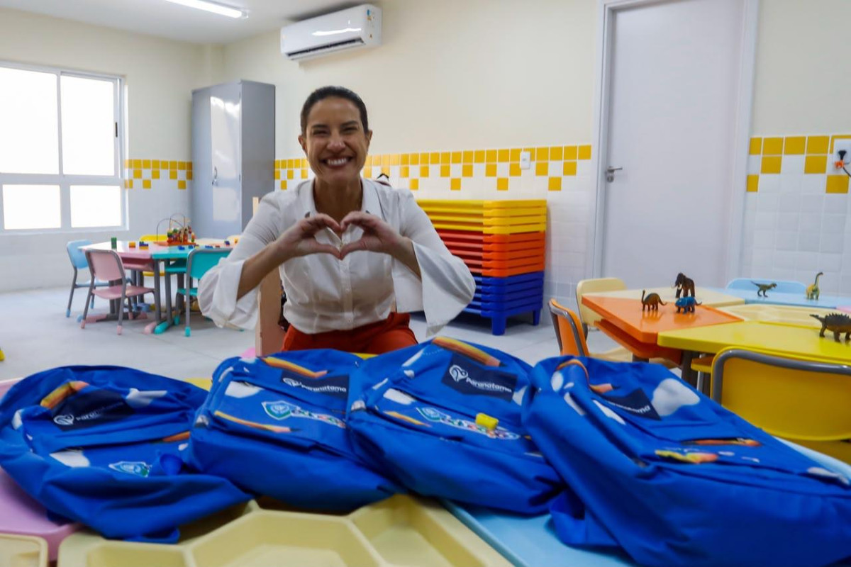 Governadora Raquel Lyra inaugura creche, entrega dessalinizadores para distribuir água potável e leite para população de Paranatama, no Agreste Meridional