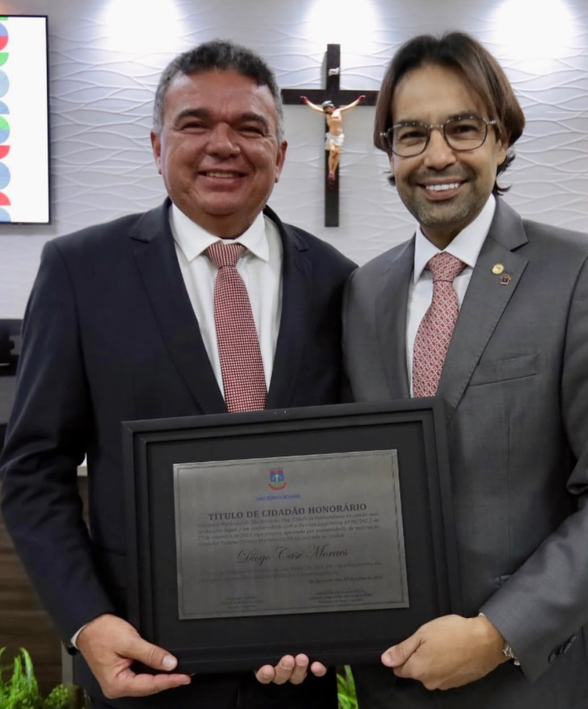 Diogo Moraes recebe Título de Cidadão de São Bento do Una