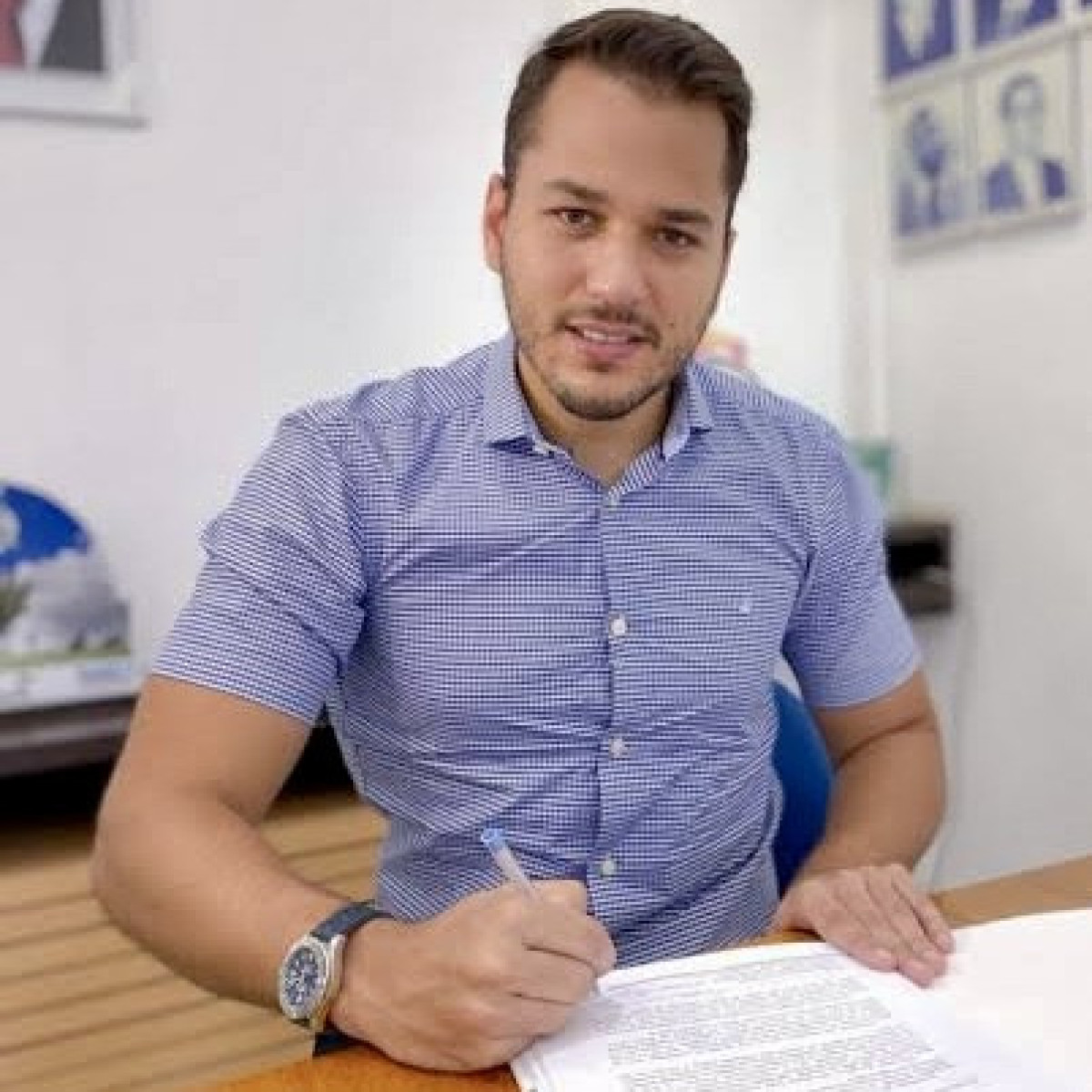Coluna da terça-feira: Com juventude e competência, Humberto Arraes assume comando da Ceasa