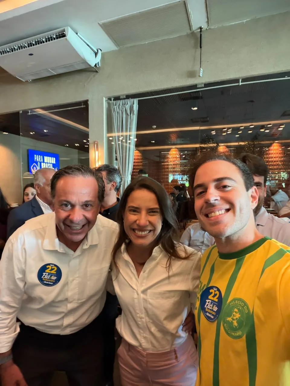 Gilson Machado e Gilson Machado Filho selam apoio a governadora Raquel Lyra