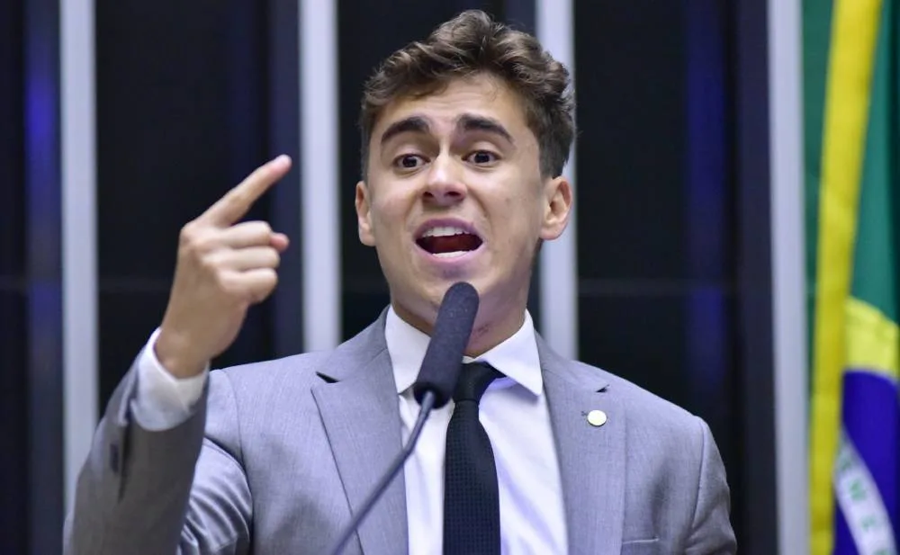 Nikolas critica Marília e Aécio e pede votos ao PL e Novo