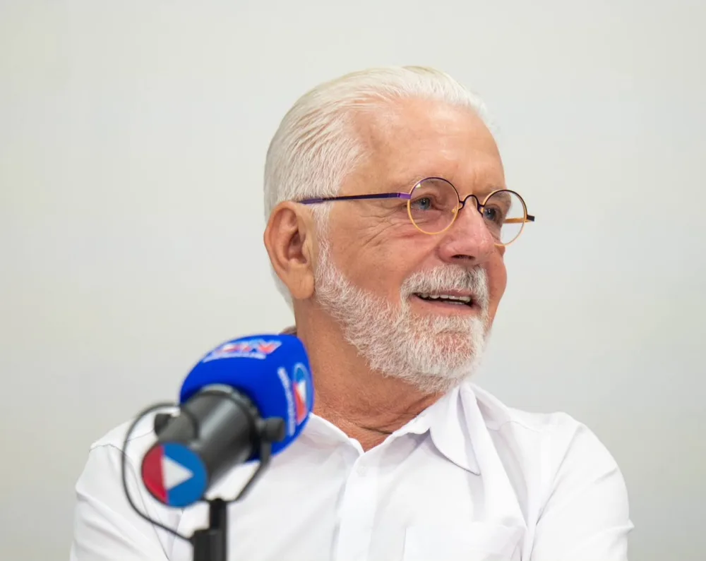 ​Wagner defende reeleição de Lula e o classifica como “o mais preparado para plantar e colher prosperidade”