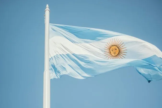 Argentina aciona tribunal internacional contra exploração de petróleo nas Malvinas