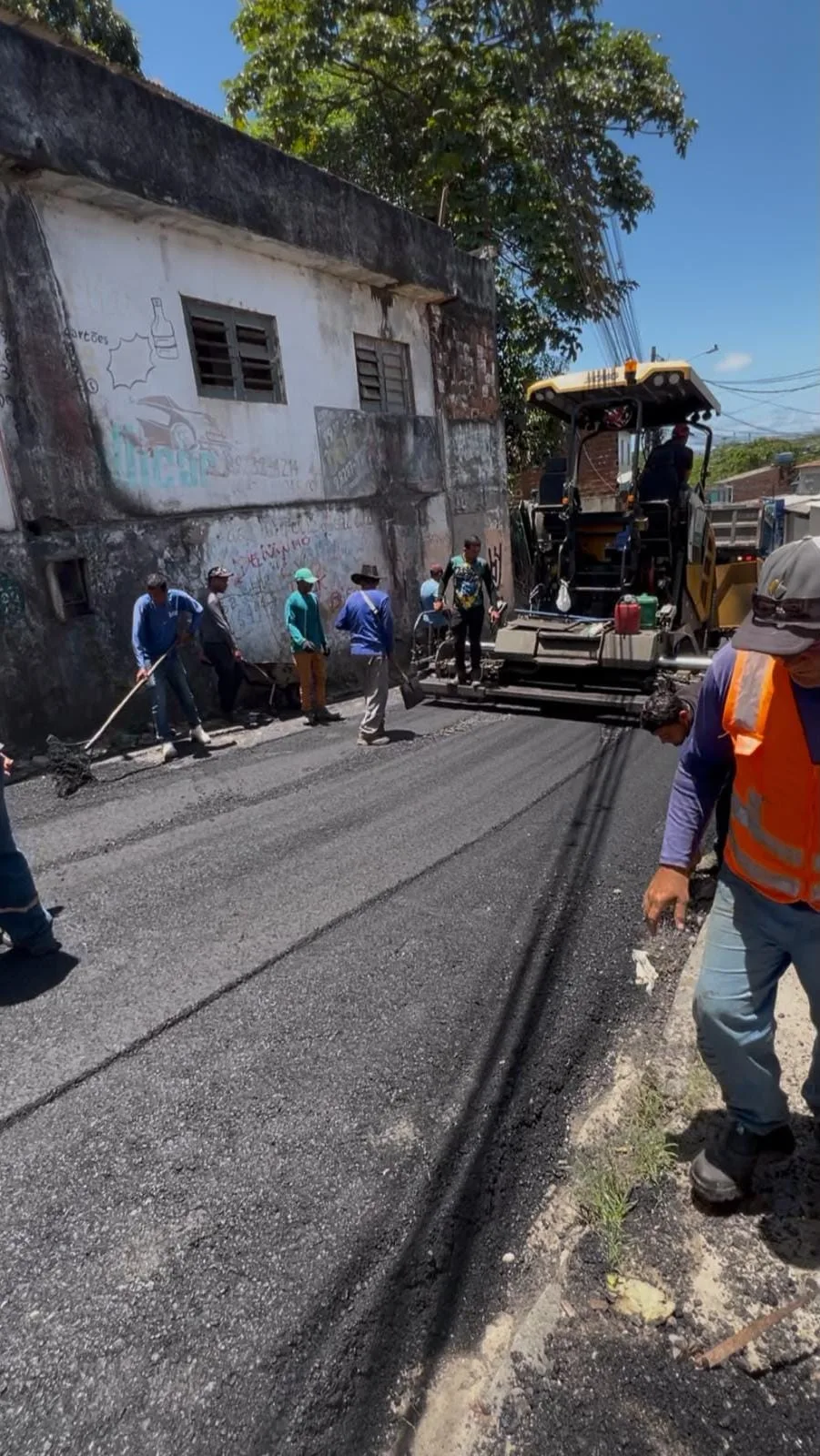 Recapeamento de vias melhora a mobilidade em diferentes bairros de Olinda
