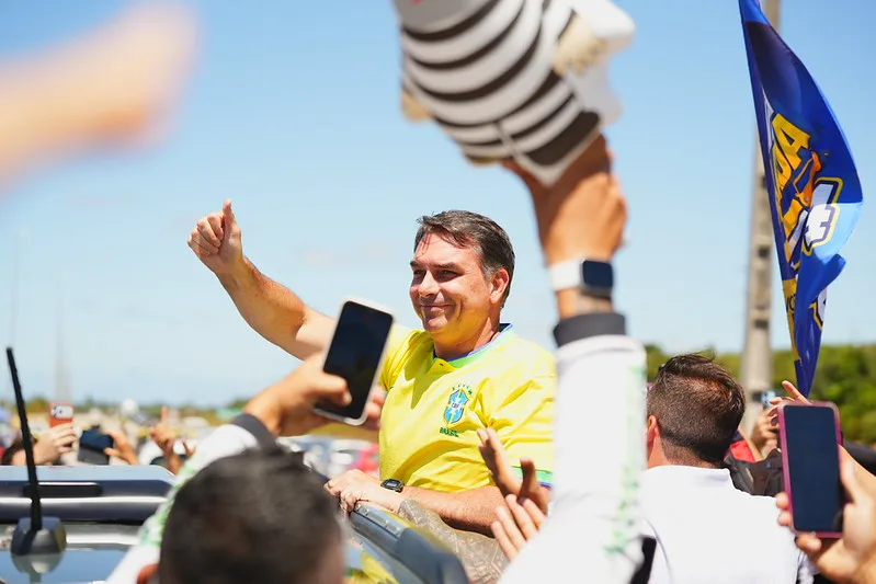 Federação União Progressista declara apoio a Flávio Bolsonaro
