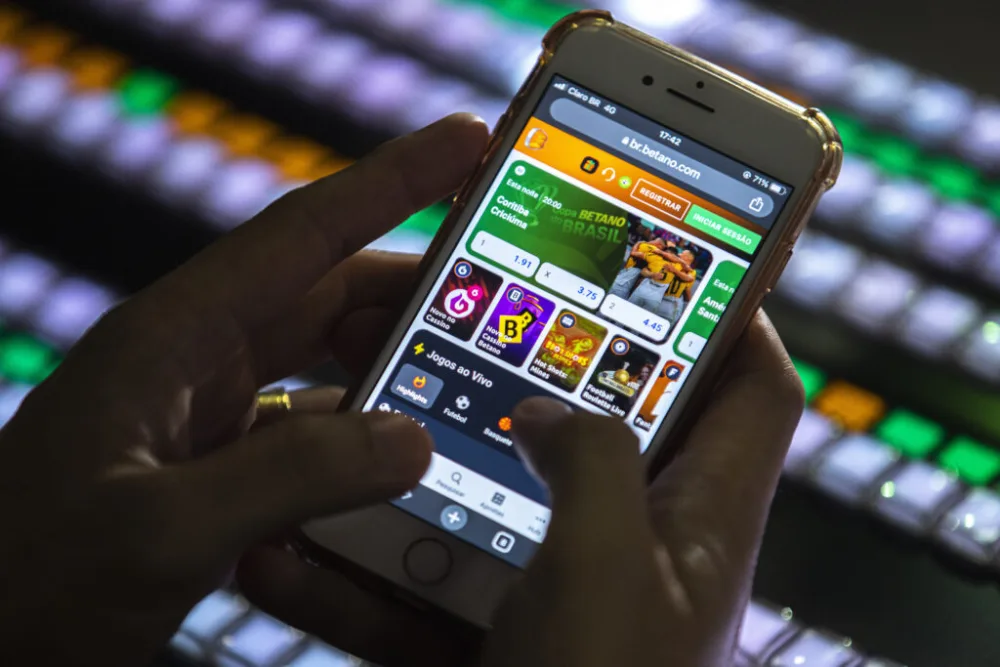 Governo usa WhatsApp para informar sobre fim das bets