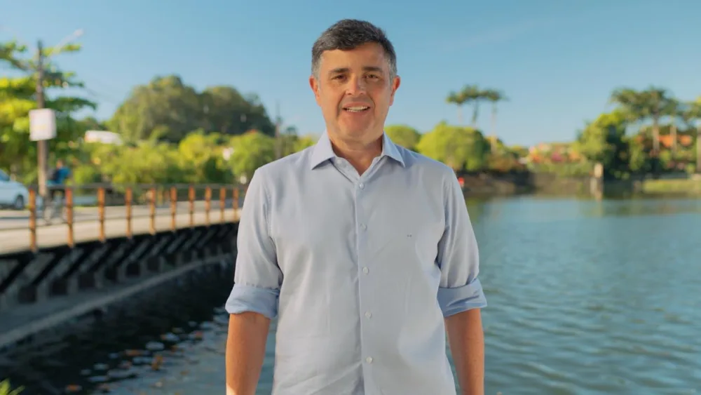 Em último guia eleitoral de rádio e TV, Eduardo da Fonte destaca trajetória e compromisso com Pernambuco ao lado de Raquel Lyra