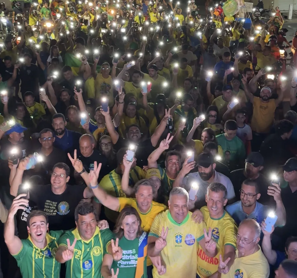 Pernambuco se veste de verde-amarelo para apoiar Flávio Bolsonaro e Alfredo Gaspar