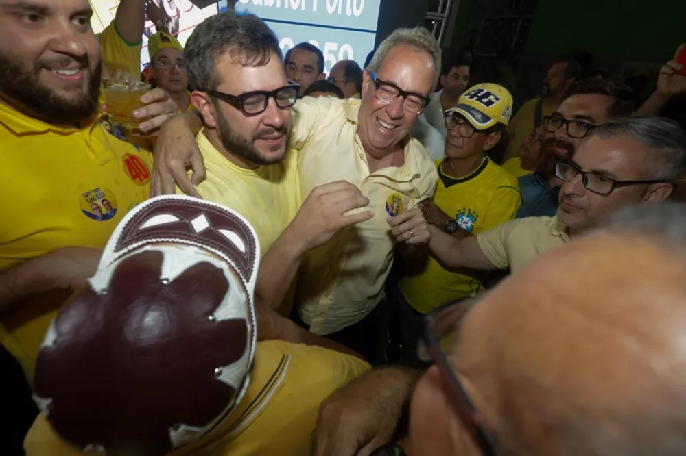 Festa em Canhotinho celebra vitórias de Álvaro Porto e Gabriel Porto
