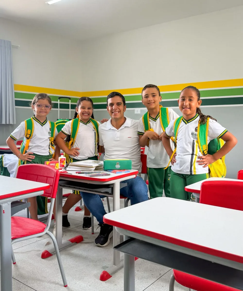 Prefeito Duguinha Lins anuncia “Pix Tênis” de R$ 150 para todos os alunos da rede municipal de São Joaquim do Monte