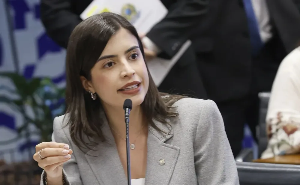 Tabata atualiza estado de saúde da mãe: "Milagre ter sobrevivido"