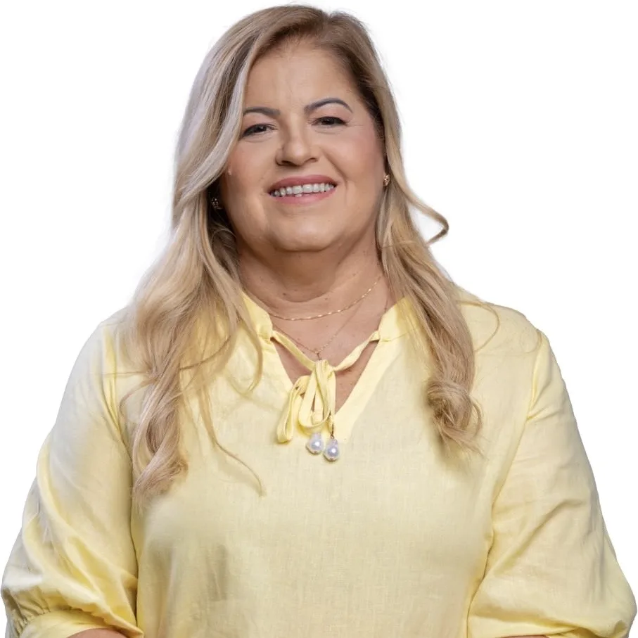 Coluna da quarta-feira: Andréa Medeiros: um nome que promete na disputa pela Alepe