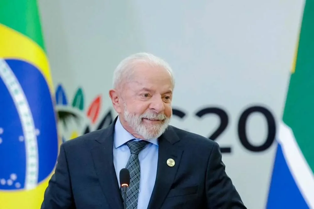 Lula diz que não pode interferir em pedido de vista de Dino sobre investigação de Moraes