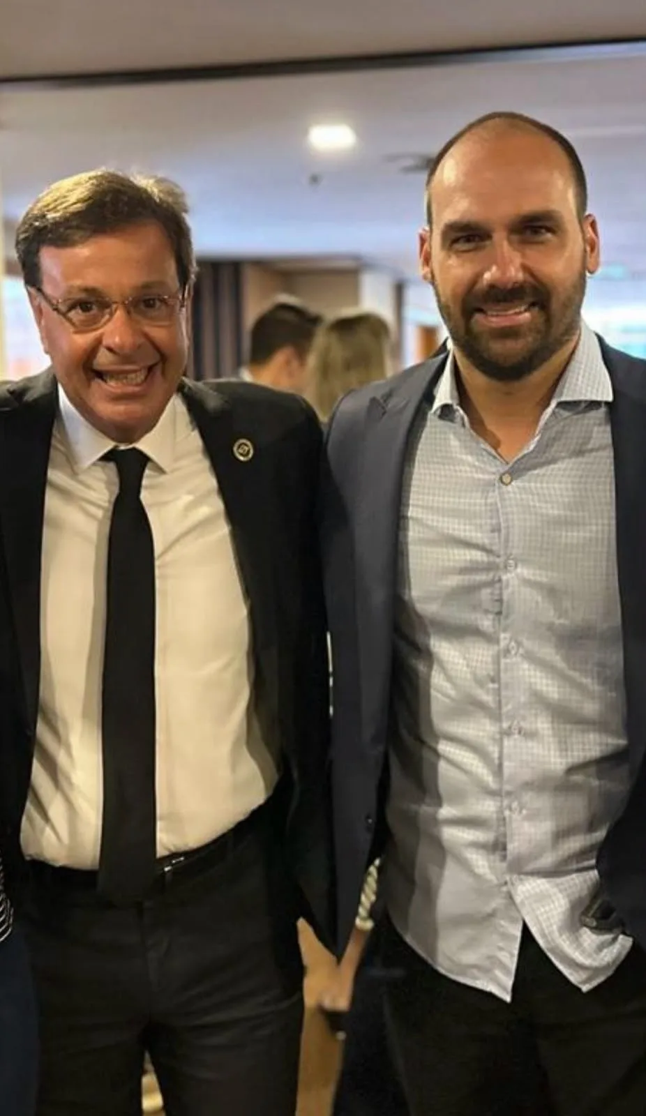 Eduardo Bolsonaro apoia Gilson Machado como único deputado federal em Pernambuco
