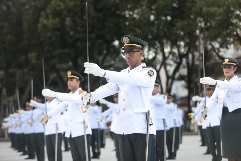 Governo de Pernambuco publica editais de concursos para Polícia Militar e Corpo de Bombeiros com 1.890 vagas