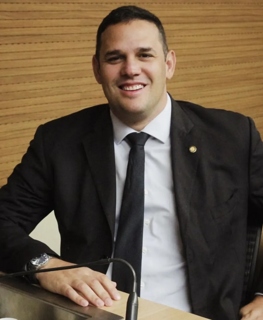 Coluna da terça-feira: Eriberto Rafael ganha força para presidir a Câmara do Recife