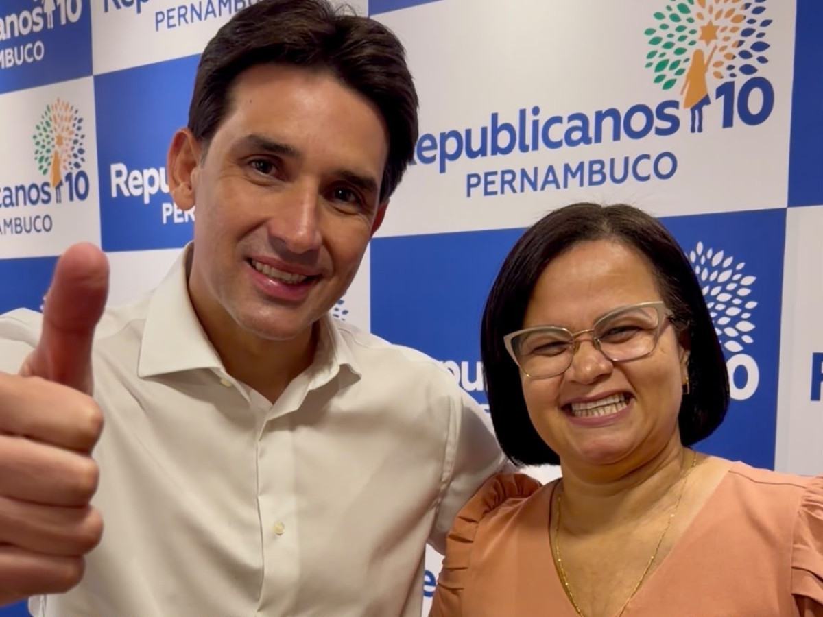 Ex-candidata a prefeita de Barreiros, Paula Veríssimo declara apoio à Silvio Costa Filho 