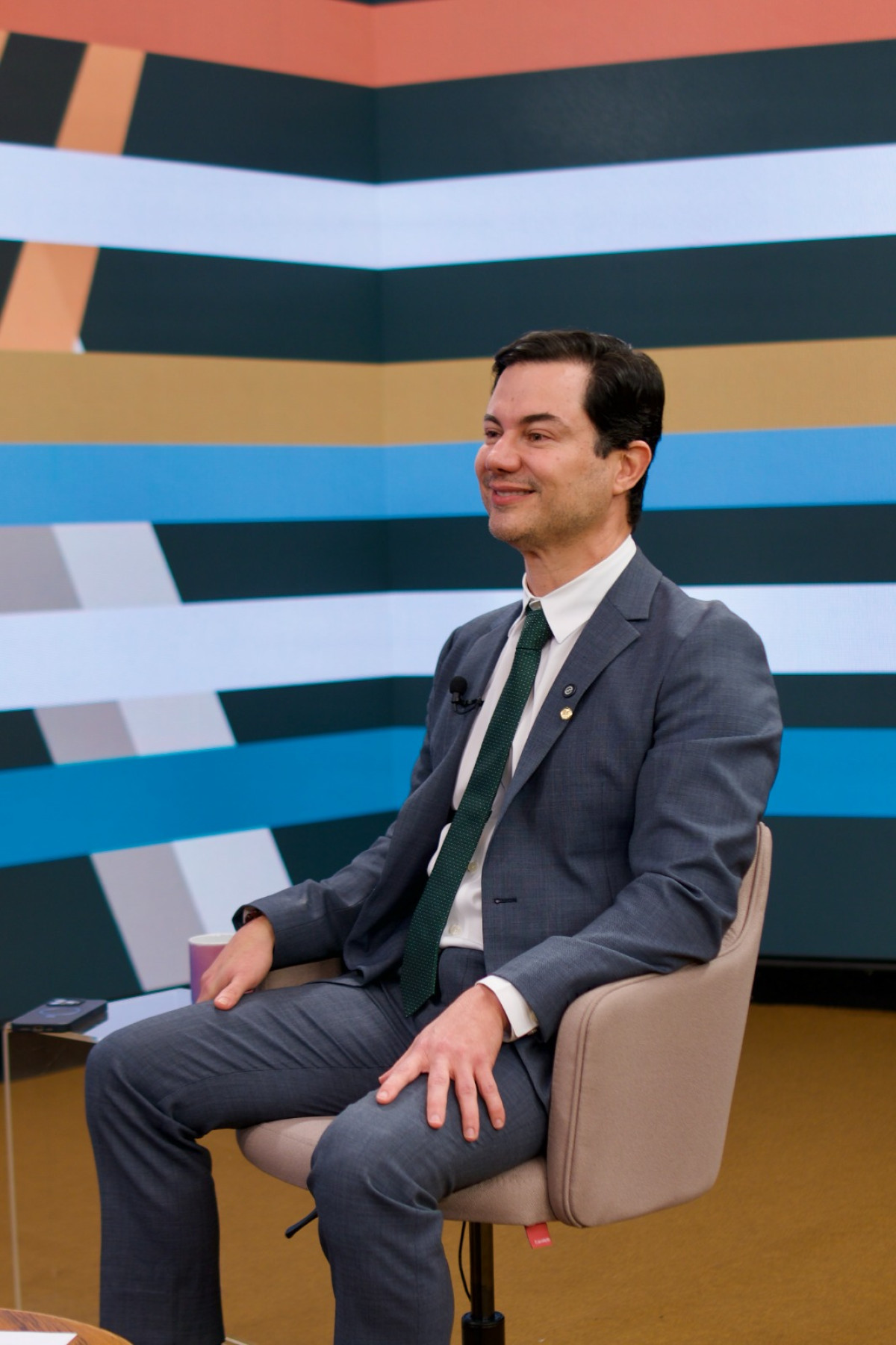 Clodoaldo Magalhães apresenta projeto para proteger famílias afetadas pelo vício em apostas