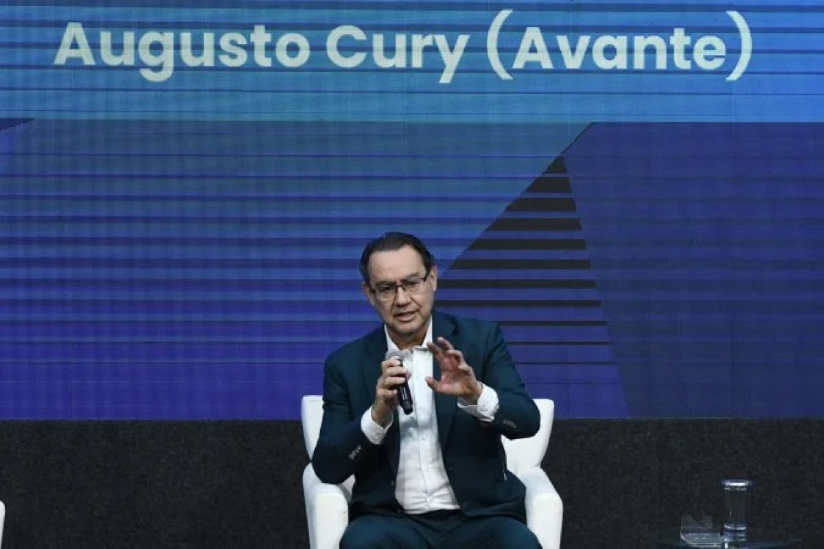 O fenômeno Augusto Cury e o novo mapa das redes na eleição presidencial