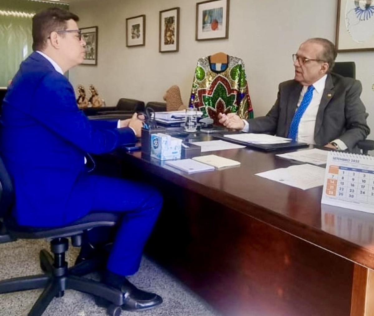 "Tem compromisso com o municipalismo", diz Dueire sobre apoio à reeleição de Humberto Costa ao Senado