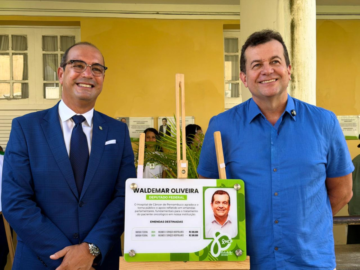Deputado Waldemar Oliveira recebe homenagem do Hospital de Câncer de Pernambuco por destinação de emendas à instituição