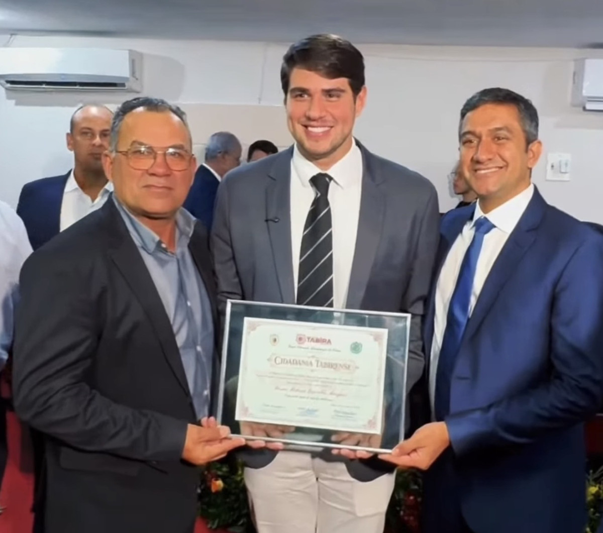 Bruno Marques recebe Título de Cidadão Tabirense e fortalece projeção política no Sertão