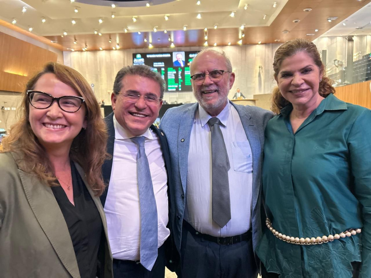 Deputado estadual Luciano Duque se despede de Waldemar Borges