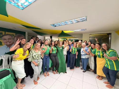Grande encontro de mulheres de direita foi promovido por Coronel Feitosa e sua esposa Adellie