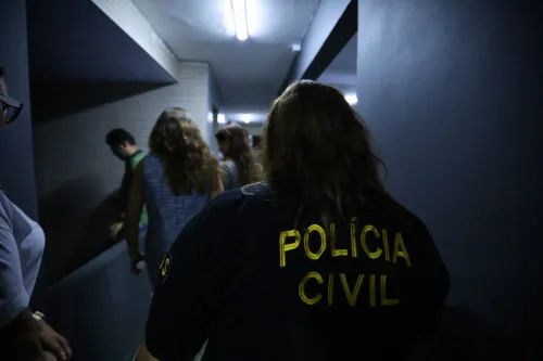 Governo de Pernambuco oferta 1.315 vagas em concurso público para a Polícia Civil