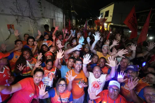 Lupércio caminha em Sapucaia e destaca obras e entregas em Olinda