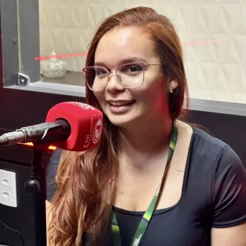 Psicóloga Denise Santos concede entrevista e fala sobre a sobrecarga física e mental de mães de crianças autistas