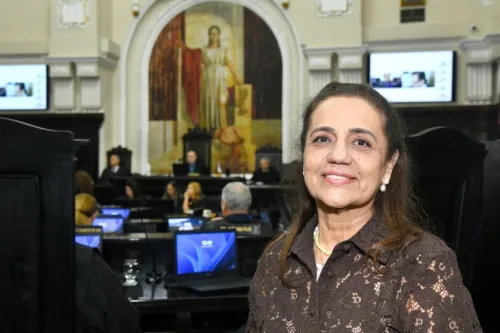 Pleno do TJPE elege juíza Paula Malta para o cargo de desembargadora