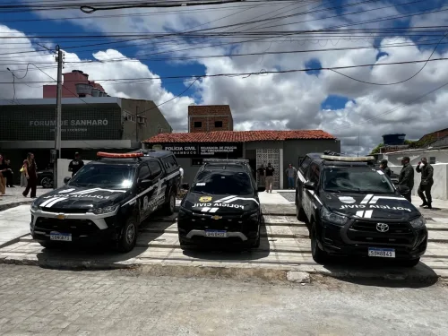 Governo de Pernambuco entrega requalificação de delegacias da Polícia Civil e pelotão da Polícia Militar no Agreste e Zona da Mata