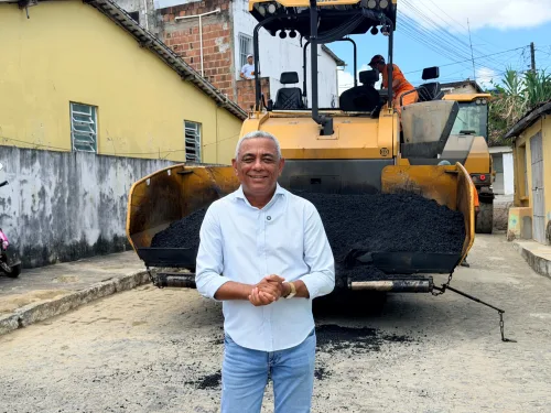 Irmão Aluízio amplia pavimentação asfáltica na cidade e zona rural de Tracunhaém