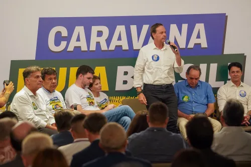 Gilson Machado Neto e Gilson Machado Filho participam de encontro da Caravana Muda Brasil com empresários do AGRO e do Turismo em Recife