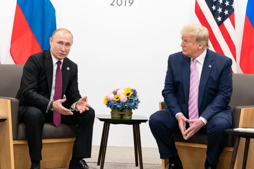 Rússia pede retomada urgente de negociações nucleares com os EUA