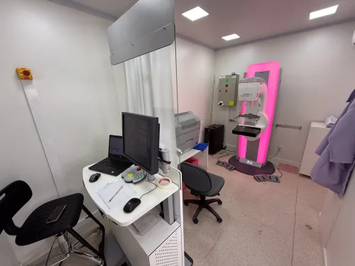 OUTUBRO ROSA: “CARRETA DA MULHER PERNAMBUCANA” OFERECE SERVIÇOS GRATUITOS PARA POPULAÇÃO BEZERRENSE
