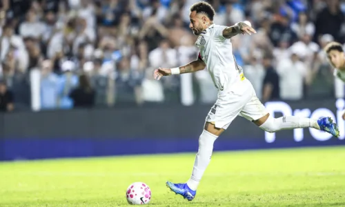 Neymar é exaltado por jornal espanhol após Santos x Flamengo: ‘Revoluciona o Brasileirão’
