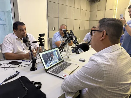 “Não quero mais conversa com ele, porque a questão com ele partiu para o lado pessoal, para as agressões”, diz prefeito de Vertentes