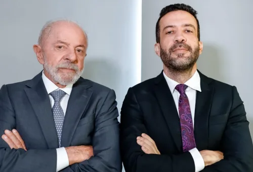 Janones transfere QG do ‘Exército do Lula’ para Instagram