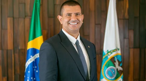 Douglas Ruas é confirmado governador eleito do Rio pelo TRE