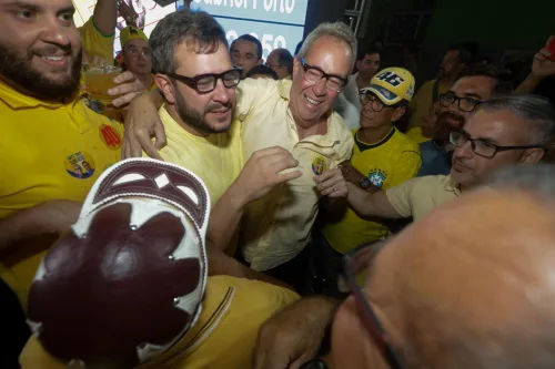 Festa em Canhotinho celebra vitórias de Álvaro Porto e Gabriel Porto