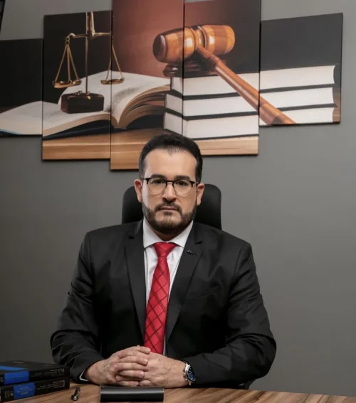 “Quem está do lado da Lei, trabalha com tranquilidade”, diz advogado Marcelo Cumaru